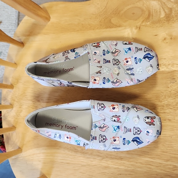 Bobs by Skechers Dog Slip ons - Picture 1 of 4